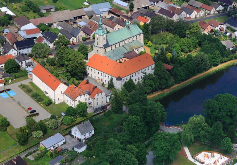 Opactwo Cystersów w Jemielnicy