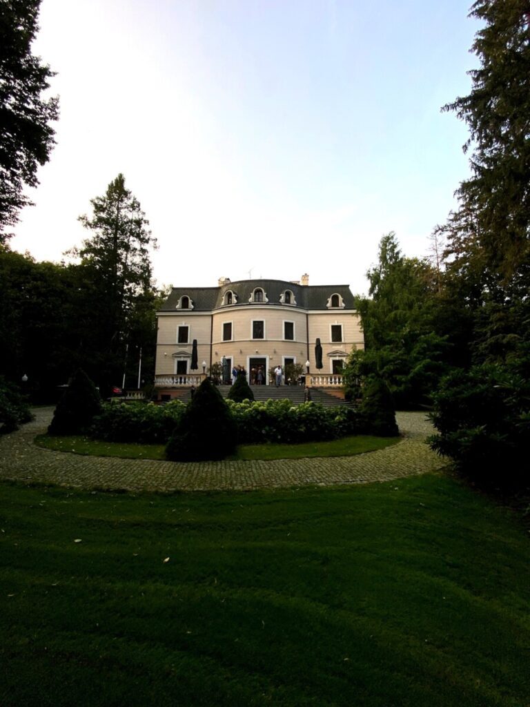 Pałac Bagatela