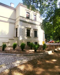 Pałac Wielopolskich w Częstocicach