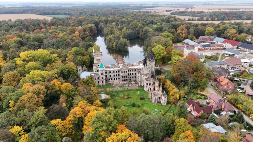 Palac w Kopicach