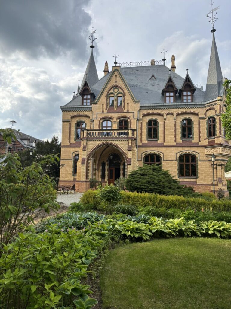 Pałac w Większycach