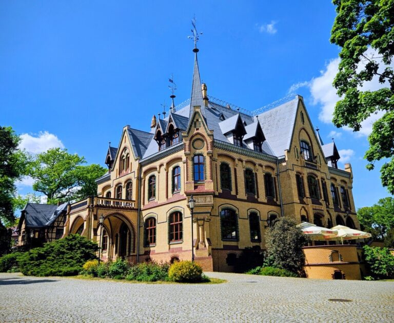 Pałac w Większycach