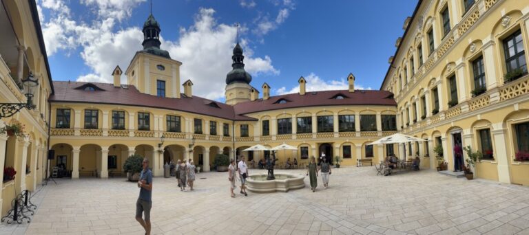 Pałac w Żyrowej