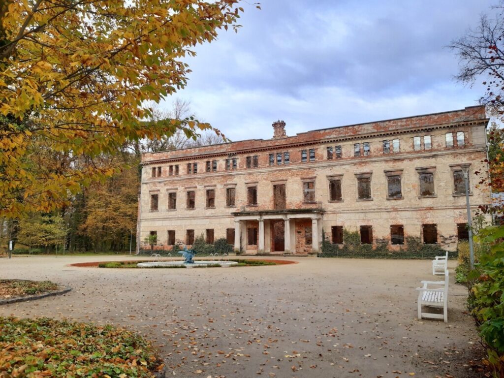 Park Ksiazecy Zatonie