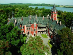 Zespół pałacowo-parkowy w Pławniowicach