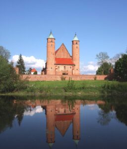 Kościół św. Rocha i św. Jana Chrzciciela w Brochowie