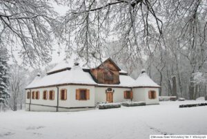 Muzeum Wnętrz Dworskich w Ożarowie