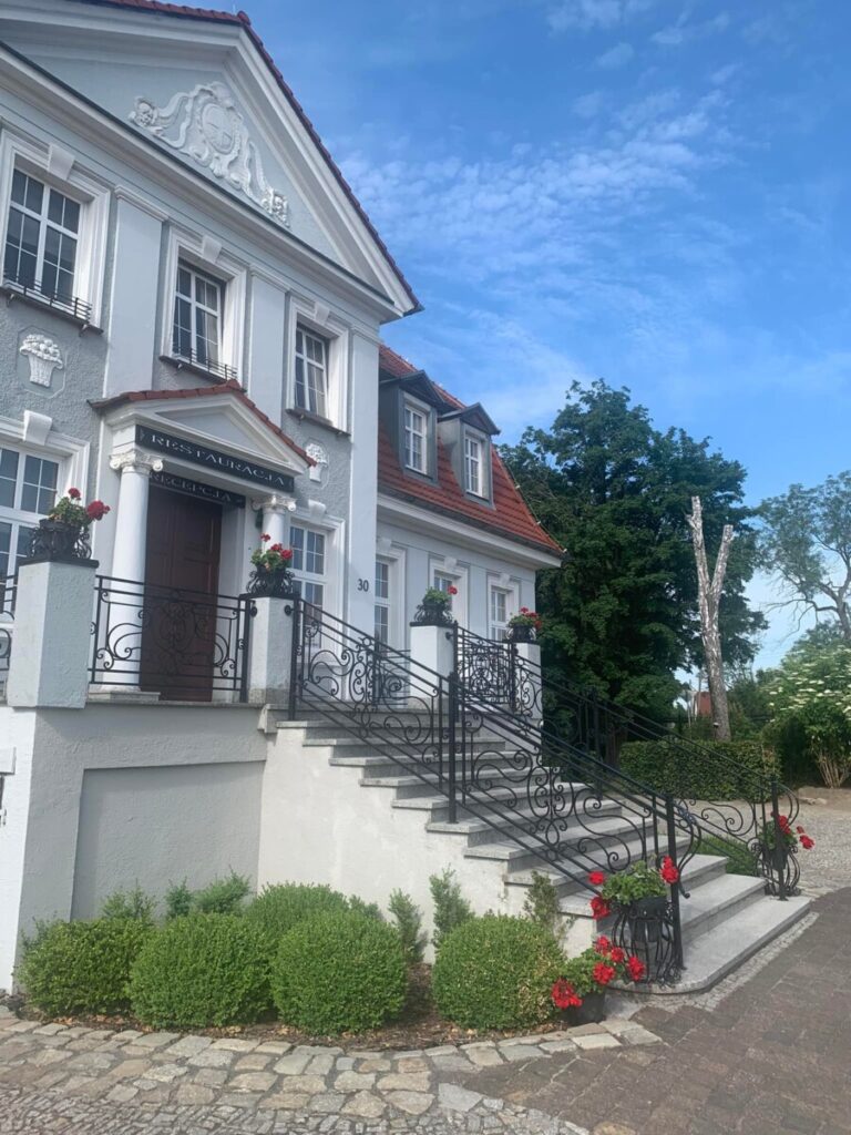 Pałac w Bądzowie