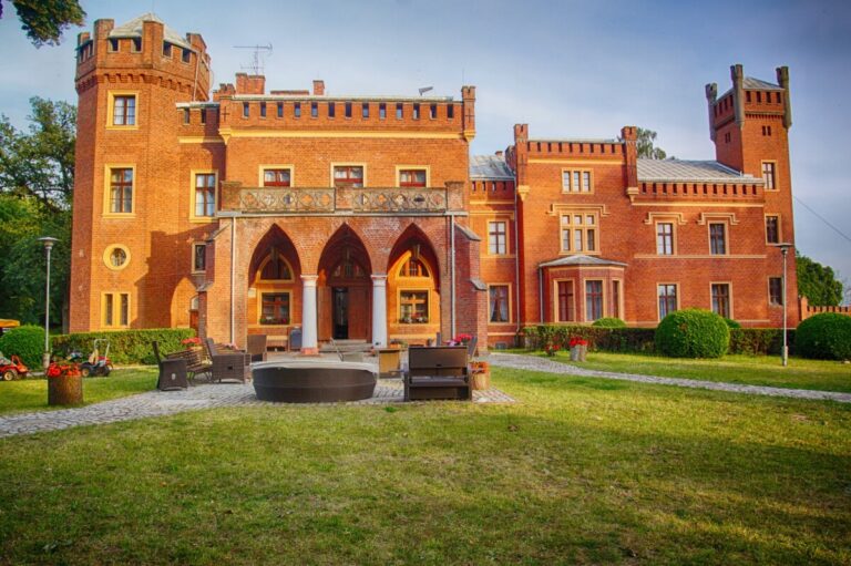 Pałac w Karnitach