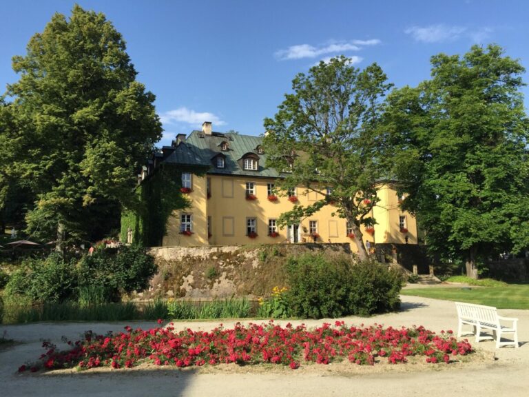 Pałac w Staniszowie