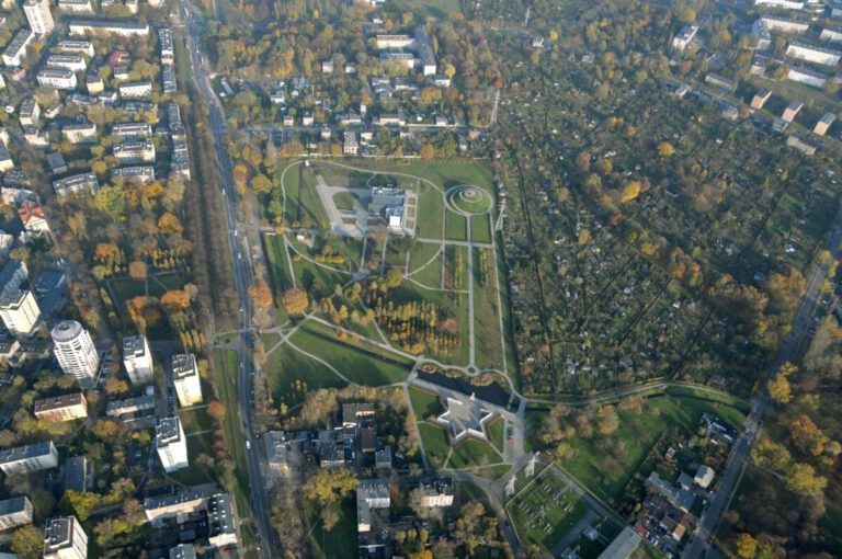 Park Ocalałych w Łodzi