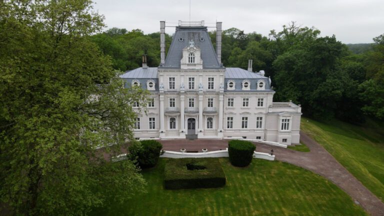 Pałac w Zakrzewie