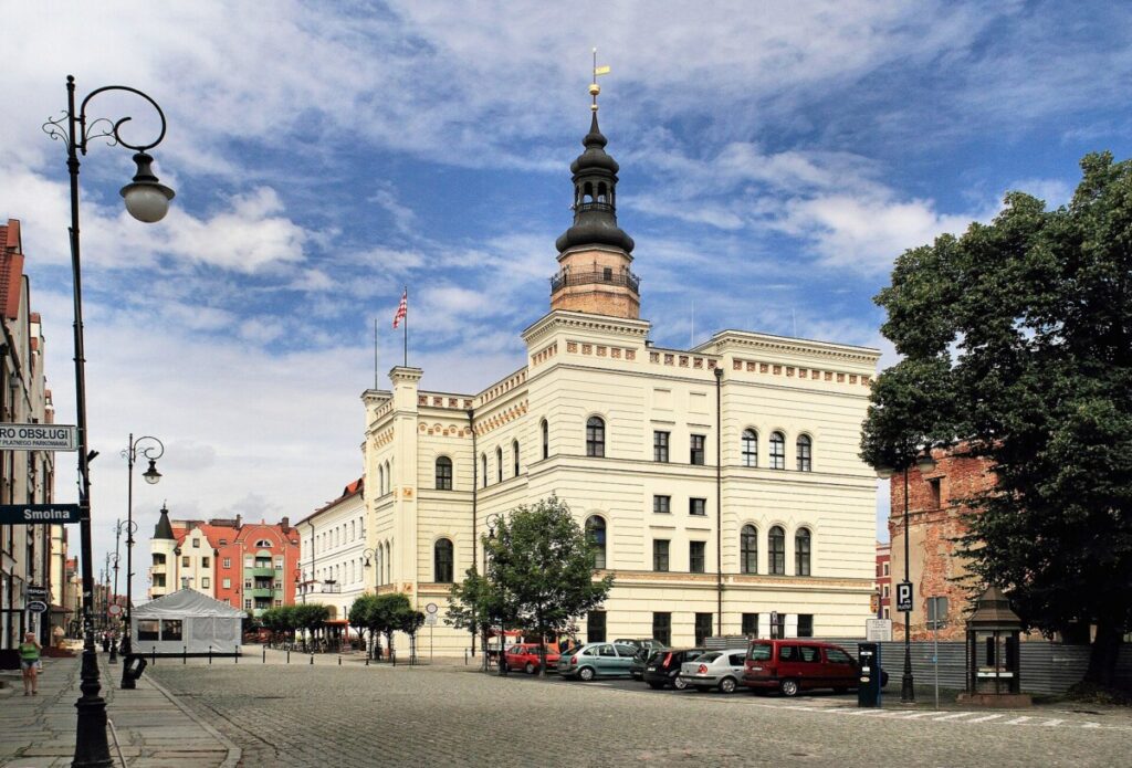 Ratusz w Glogowie
