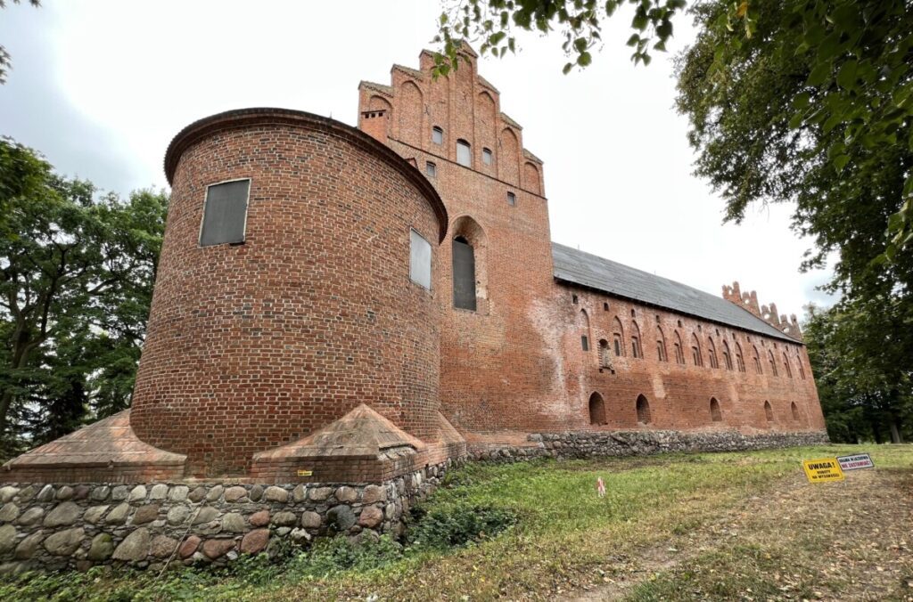 Zamek krzyzacki w Barcianach